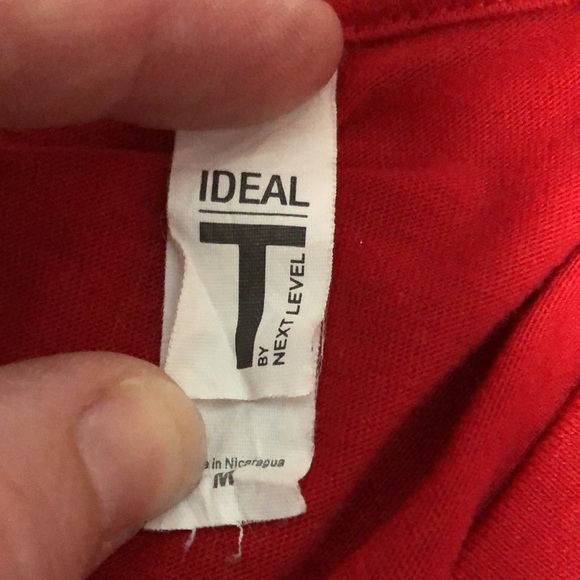 Detroit’s RedWing Women’s Medium Tee - Picture 3 of 4